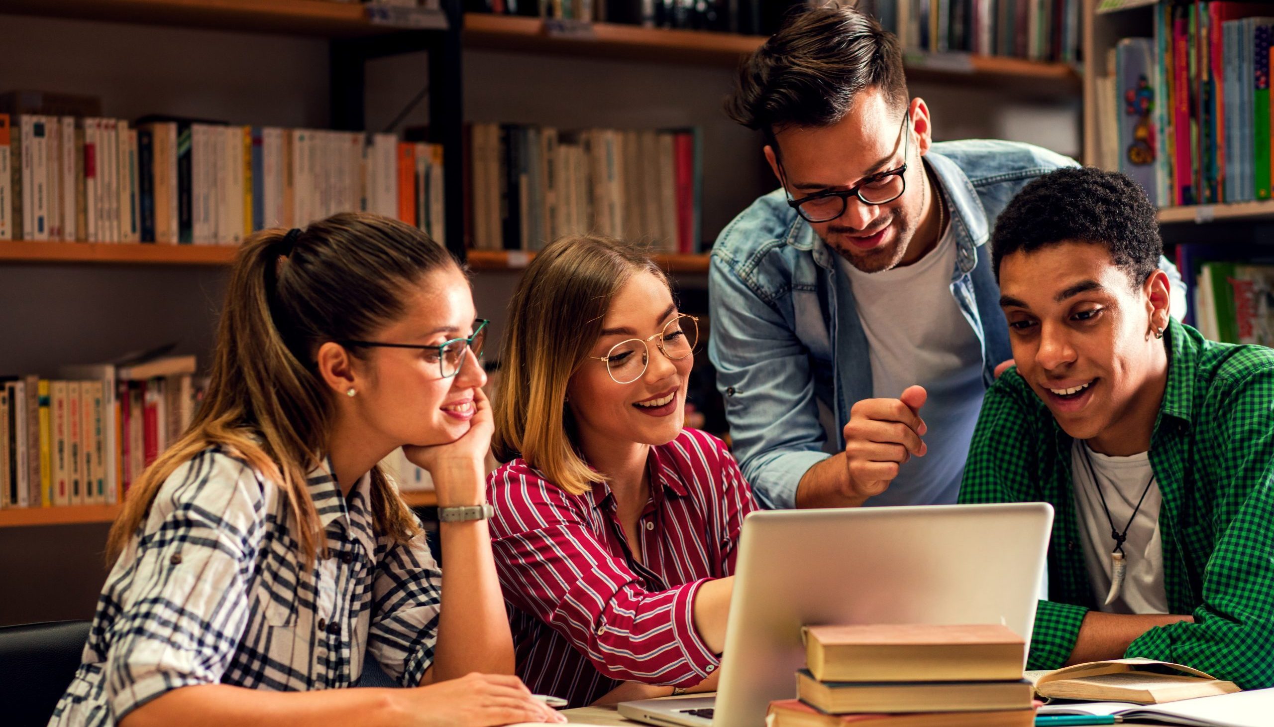 Study, Work, and Talent Migration Pathways | Beyond Horizons Education Visas Group of international students studying in Australia.